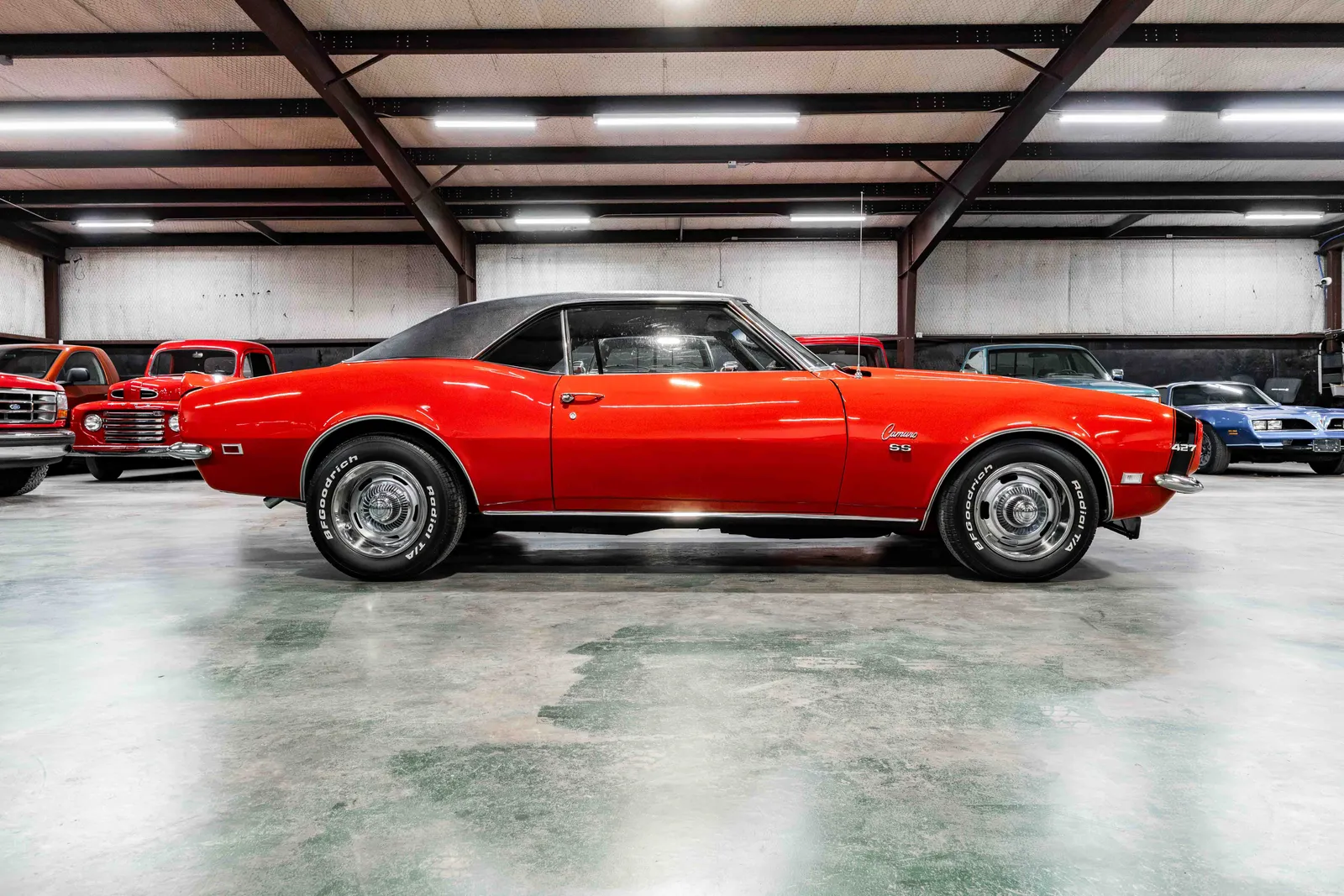 1968-Chevrolet-Camaro-Red-124378N418061-38.jpg